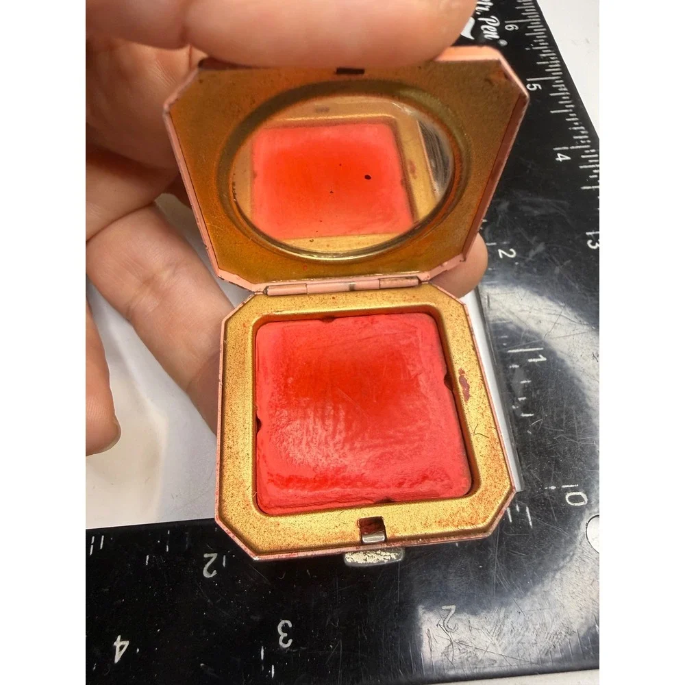 Vintage Richard Hudnut Du Barry Carmeen Cream Rouge Compact Peach Enamel Crest